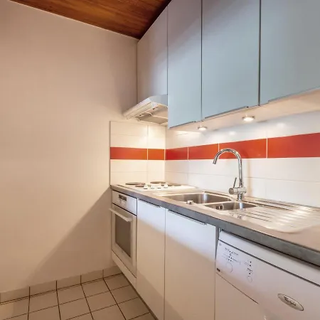 Confortable Au Sud Avec Balcon Et Lave-linge - Fr-1-694-180